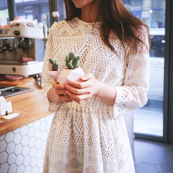 Korean Cherrykoko Lace Midi Dress - Picture 2 of 7